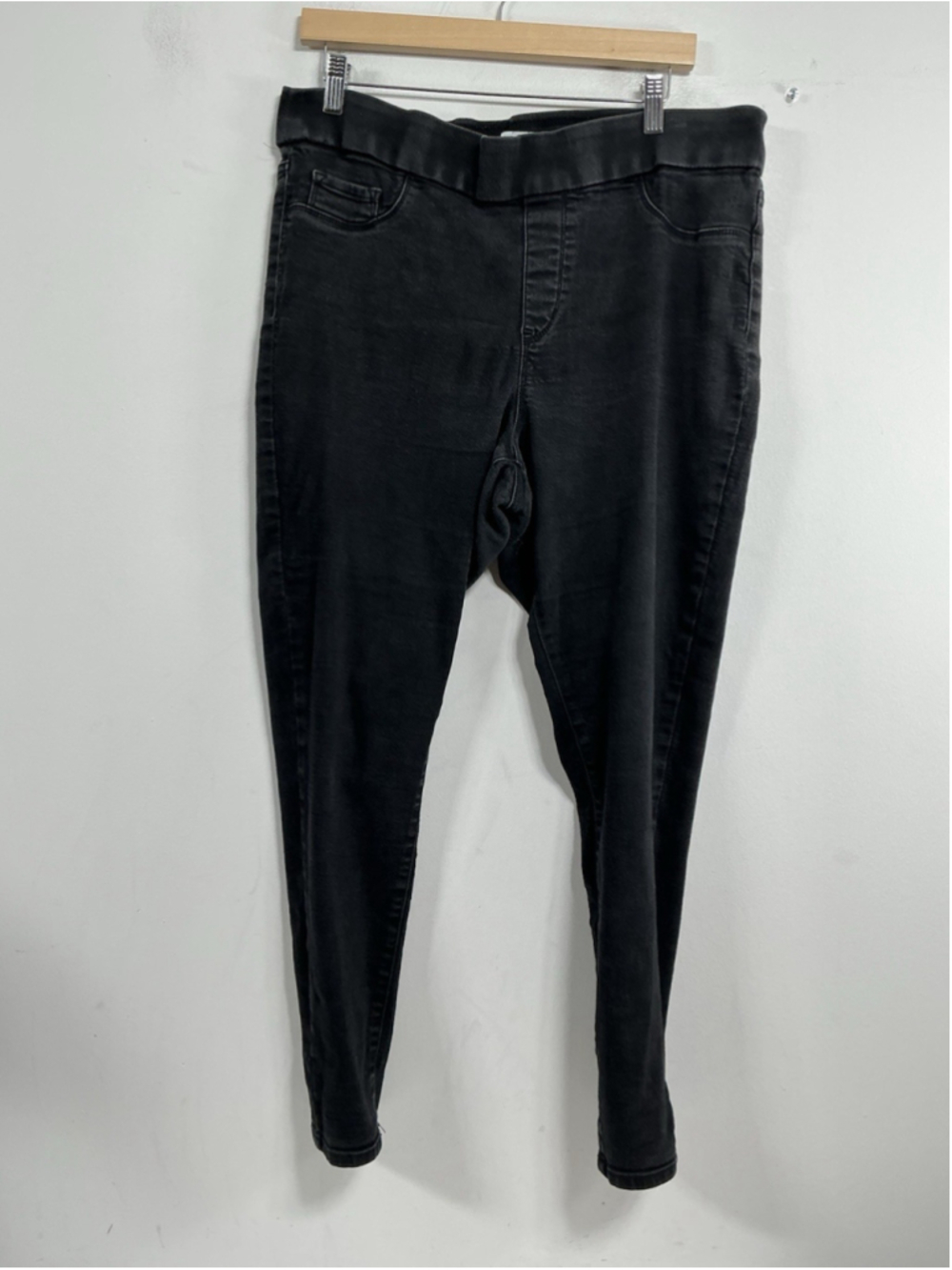 Womans Nine West Super Skinny Pull On Black Jeans Size 16 Elastic Waist Band